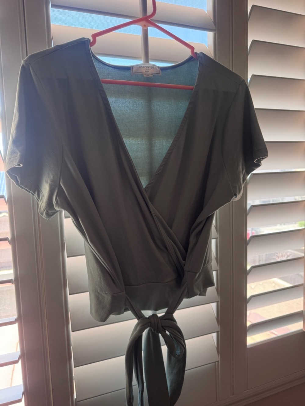 Womens light Olive Green Wrap Tie Short Sleeve Blouse size 1X